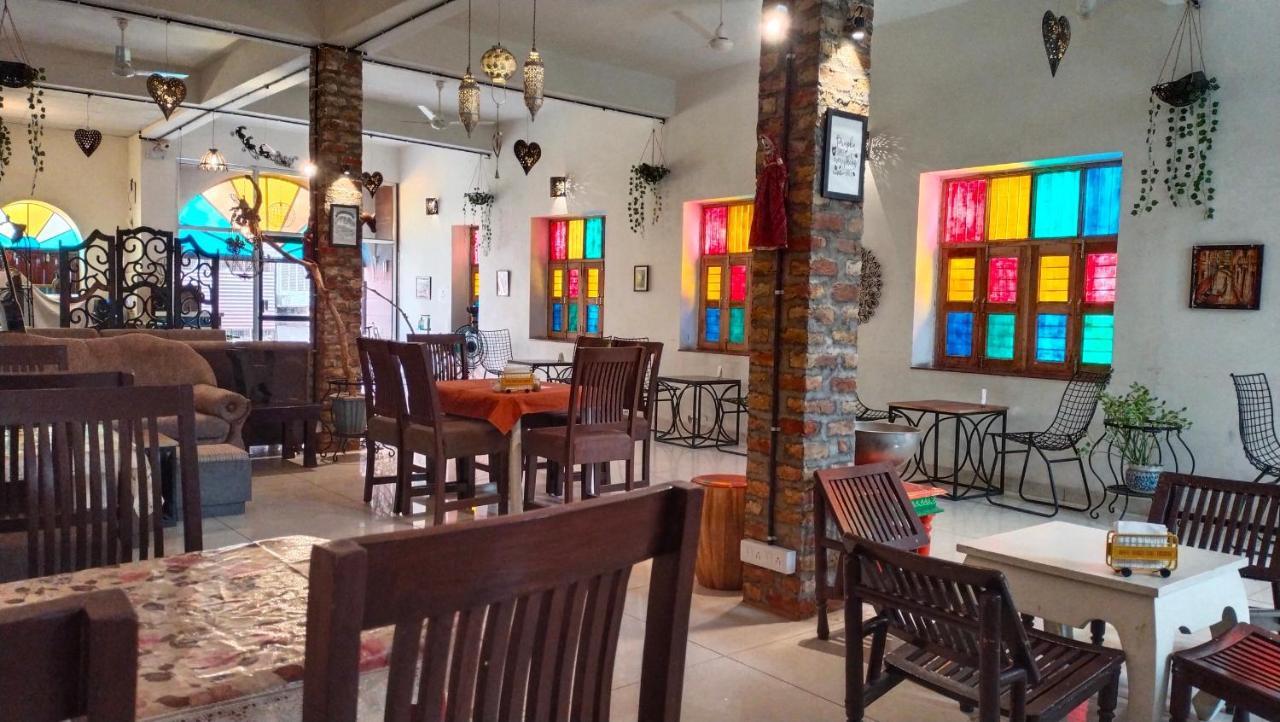 Rangbaari Stays & Cafe Dźodhpur Zewnętrze zdjęcie