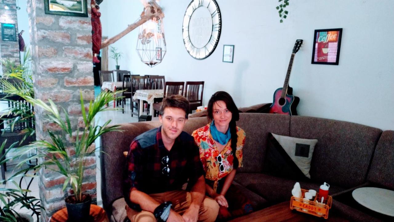 Rangbaari Stays & Cafe Dźodhpur Zewnętrze zdjęcie