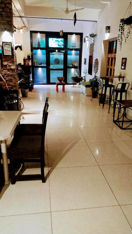 Rangbaari Stays & Cafe Dźodhpur Zewnętrze zdjęcie