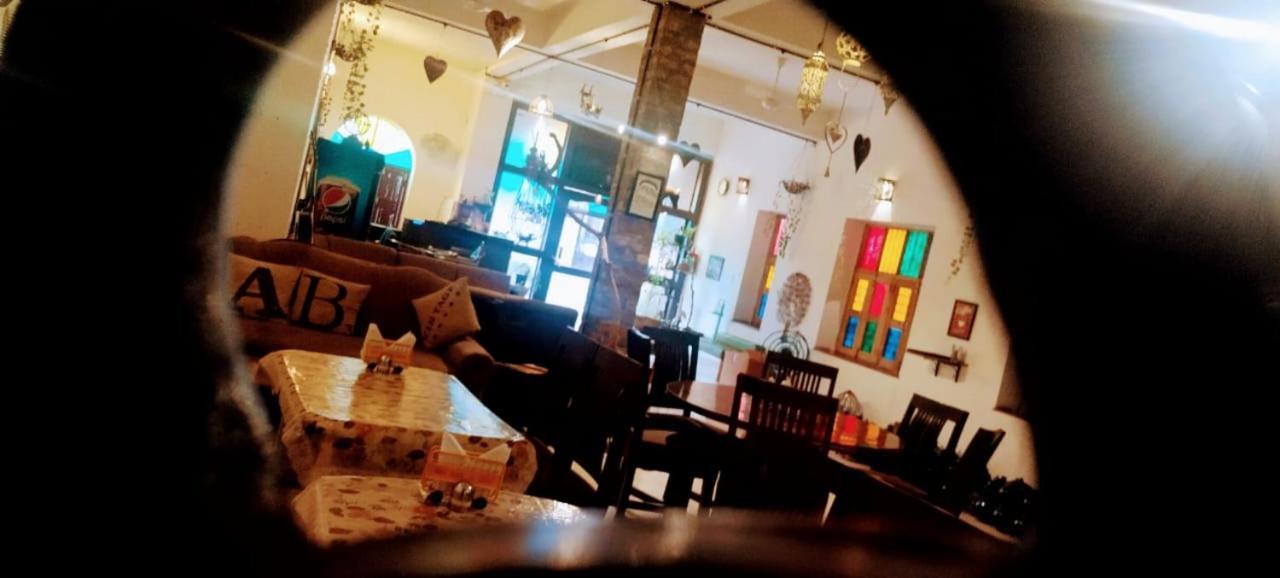Rangbaari Stays & Cafe Dźodhpur Zewnętrze zdjęcie